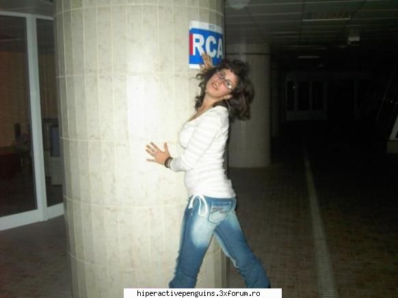 Tipe de pe Simpatie.Ro - Cu o asa reclama e normal ca RCA da faliment!! - Photoooosss