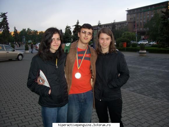 hai sa va mai dau poze sa nu zica andra ca nu am poze peaci:-